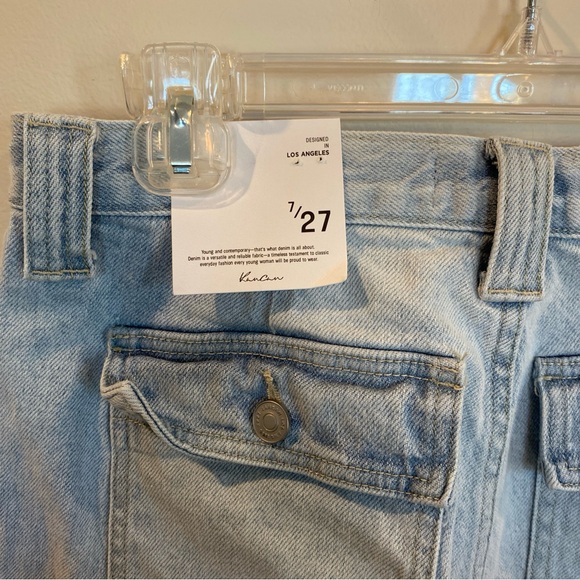NWT KanCan Cargo Jeans Denim size 27 7 Light Wash - Picture 5 of 6